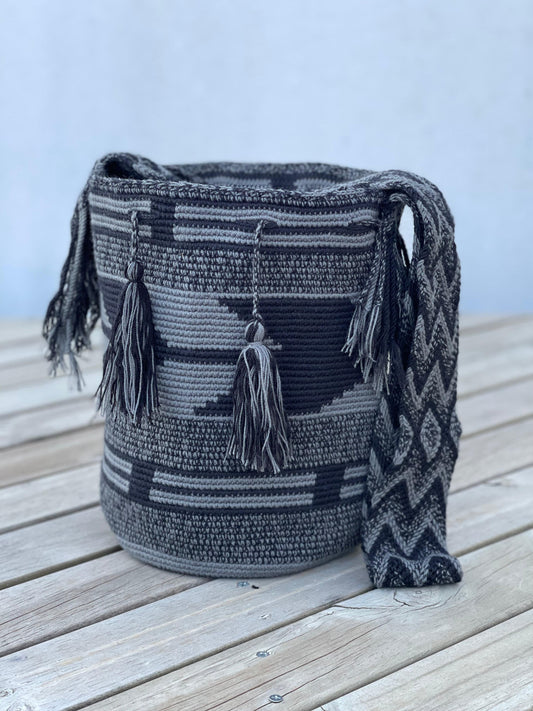 Mochilas GRANDE Diseño Hombre 🔹🩶 (31x28)
