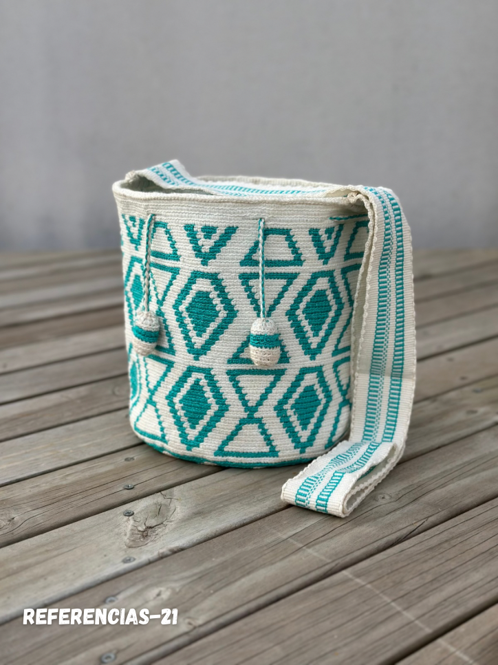 MEDIANA PREMIUM Detalles en SEDA⭐️✨ (22x20)