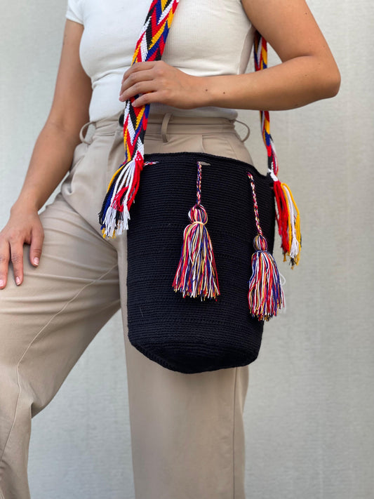 Mochila GRANDE Negra⚫️ 🎩(31x28)