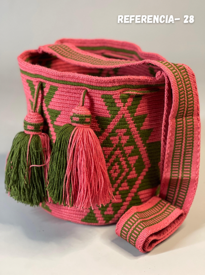 Mochila MEDIANA Colección PREMIUM  🔥⭐️ (22x21)