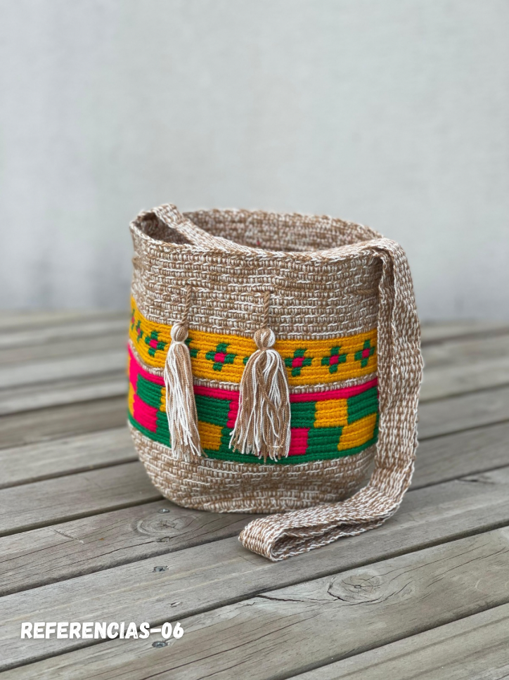 Mochila MEDIANA Tonos Pastel (22x18)⭐️