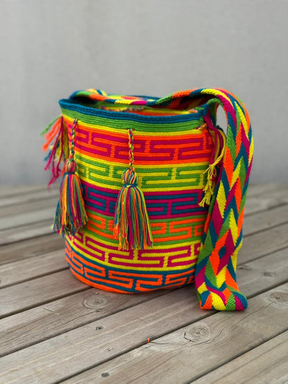 Mochila GRANDE Fiesta Tropical🌴 (31x28)