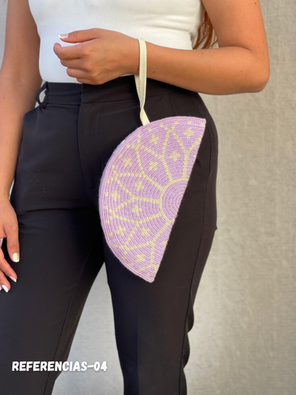 ✨Sobre Media Luna – Elegancia Artesanal de Mano 🌙🤍 (25x14 Cm)