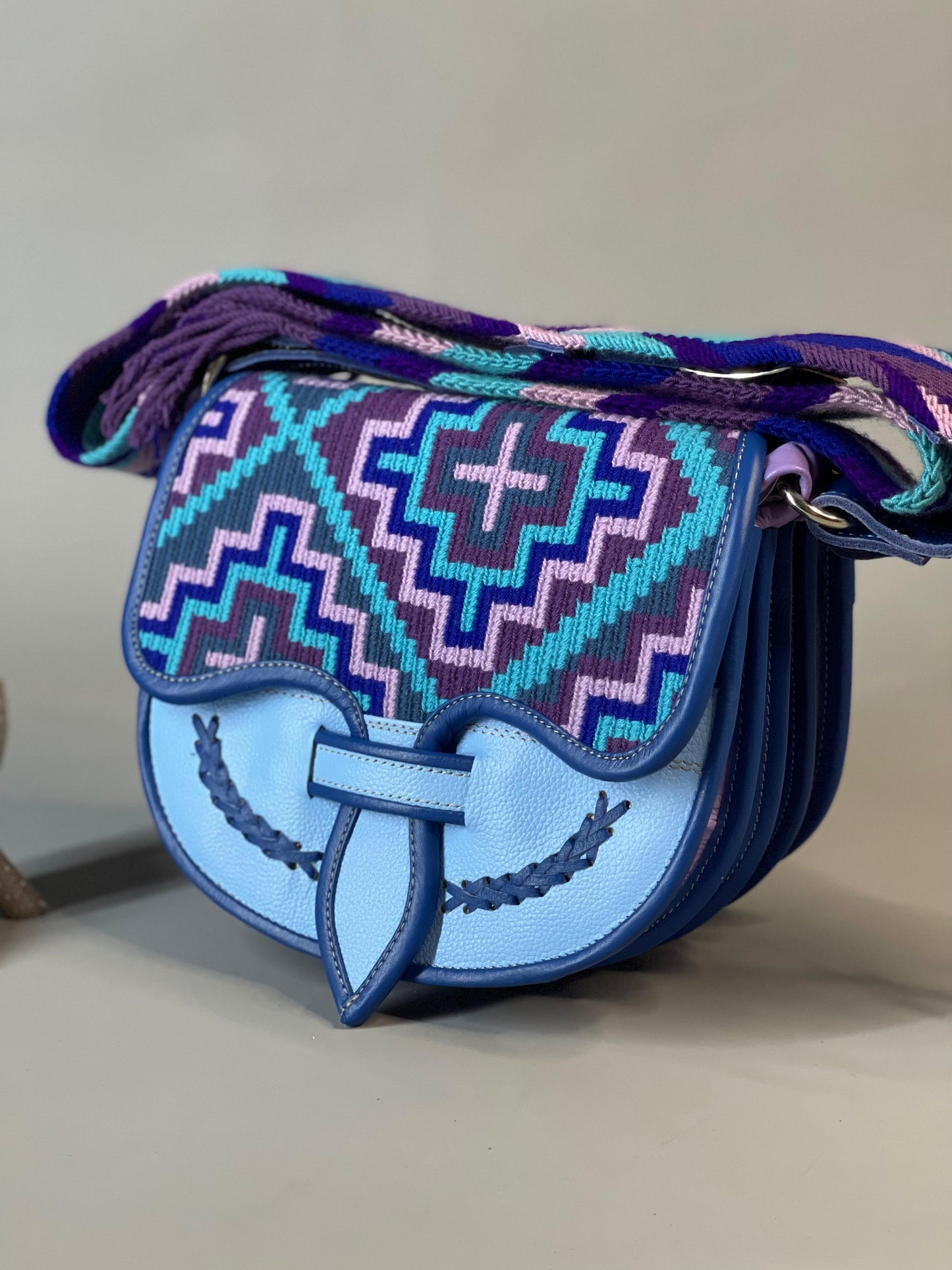 Carriel Wayuu Trono Morado💟