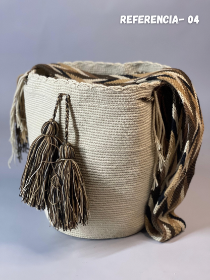 Mochila GRANDE Beige⭐️ (31x28)