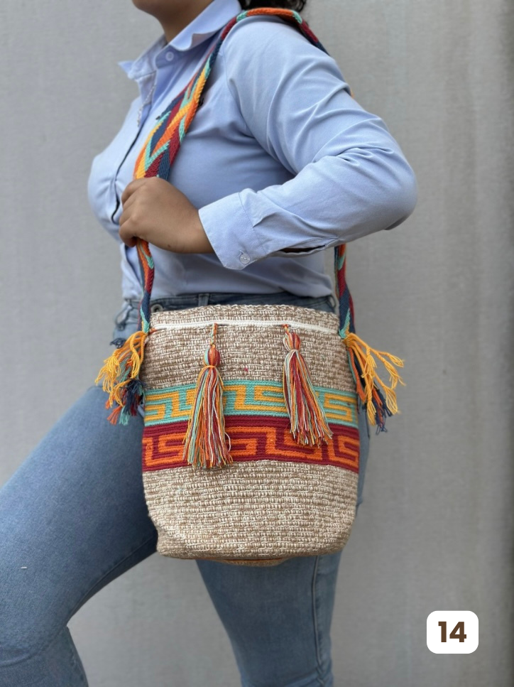 Mochilas GRANDE Matizadas💫 (31x28)