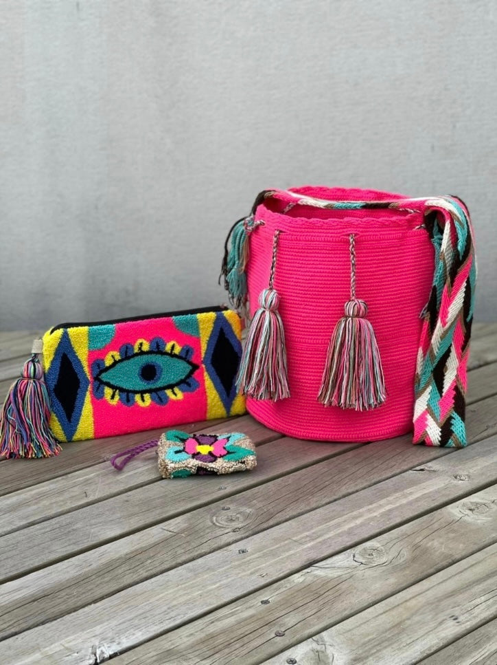 Combo Wayuu: Mochila GRANDE + Monedero + Sobre Artesanal
