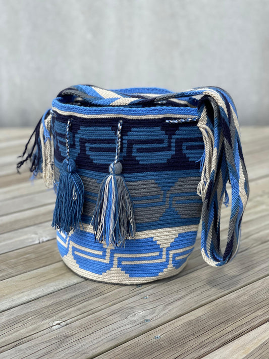 Mochilas GRANDE Diseño Hombre 🔹🩶 (31x28)