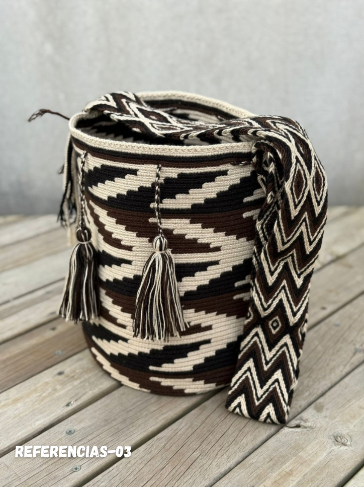 Mochila GRANDE Tonos Tierra🌤️ (31x28)
