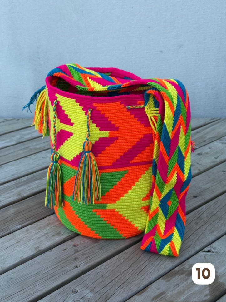 Mochila GRANDE Fiesta Tropical🌴 (31x28)