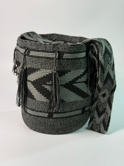 Mochilas GRANDE Diseño Hombre 🔹🩶 (31x28)