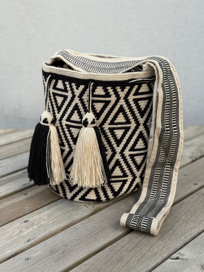 ✨Mochila Gran Reserva de Colección 🏛️🐦‍🔥(32x29 cm)