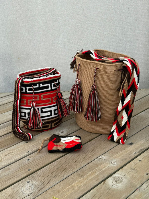Set Mochila Grande + Mochila Mediana + (Monedero de Regalo)