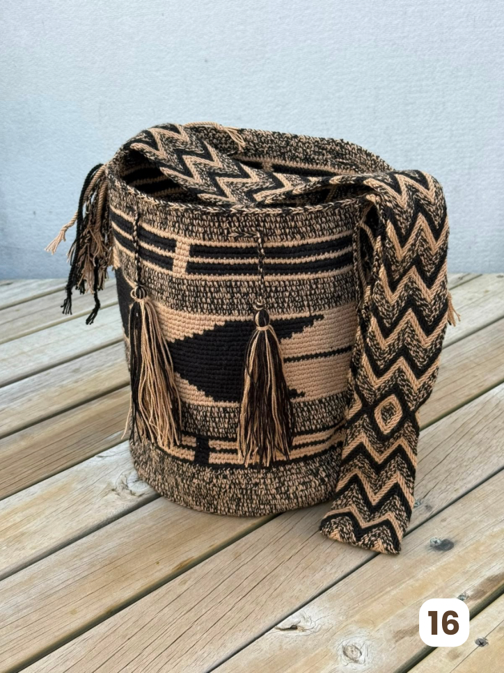 Mochilas GRANDE Diseño Hombre 🔹🩶 (31x28)