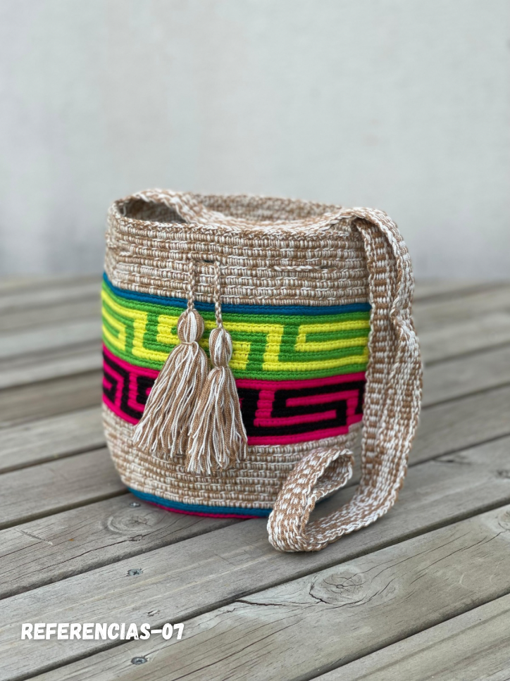 Mochila MEDIANA Tonos Pastel (22x18)⭐️