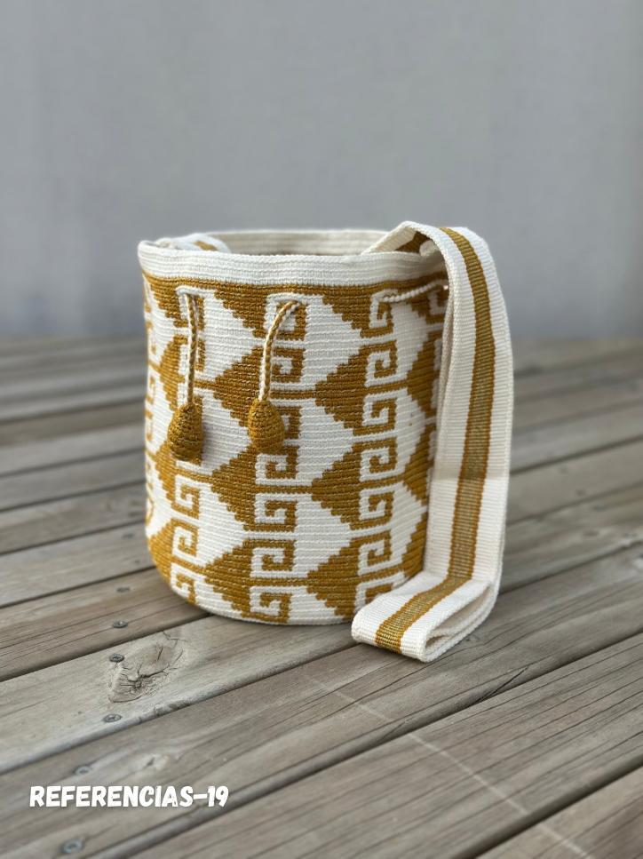 MEDIANA PREMIUM Detalles en SEDA⭐️✨ (22x20)