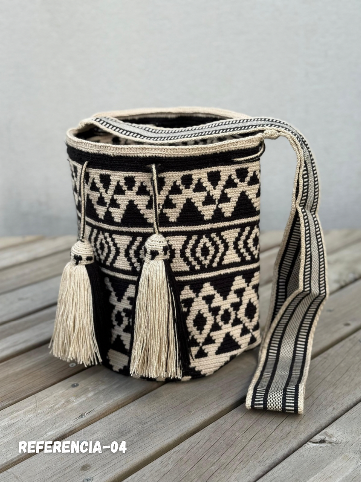 ✨Mochila Gran Reserva de Colección 🏛️🐦‍🔥(32x29 cm)