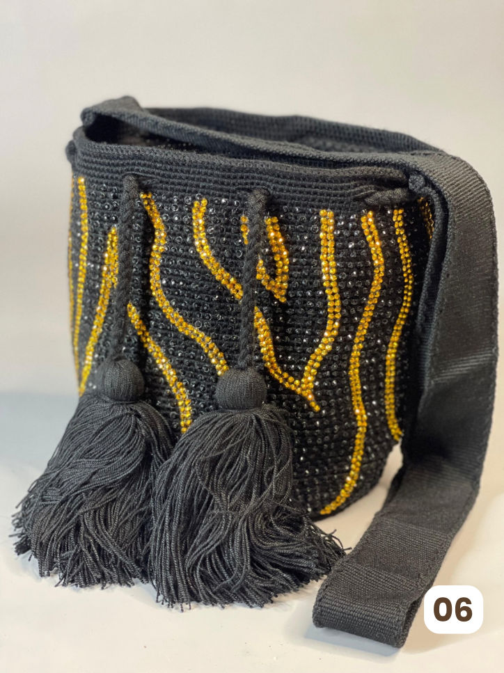 Mochila MEDIANA Perlada💫(22x18)