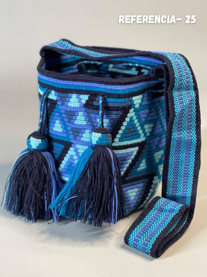 Mochila MEDIANA Colección PREMIUM  🔥⭐️ (22x21)