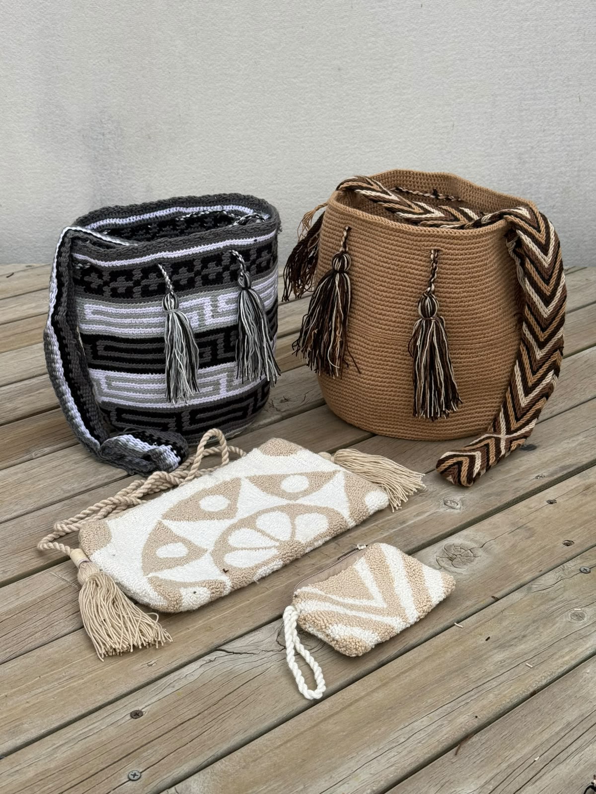 Combo Especial: 2 Mochilas MEDIANAS + (Sobre Wayuu + Monedero GRATIS)