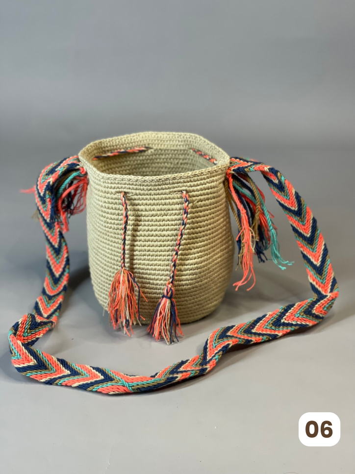 Mochila PEQUEÑA Unicolor 🔥⭐️ (15x10)