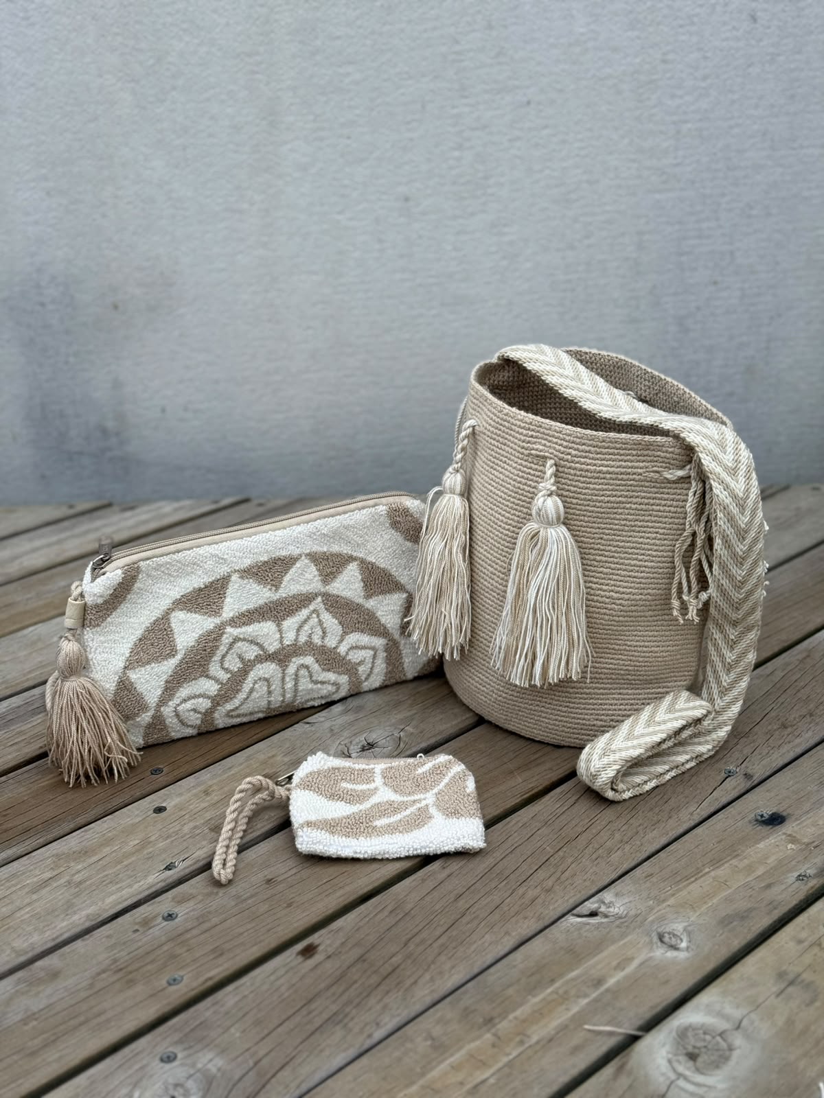 Combos Wayuu: Mochila MEDIANA + Sobre + (MONEDERO GRATIS)