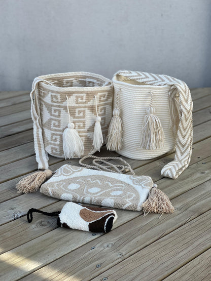 ✨Combo Especial: 2 Mochilas MEDIANAS+ (Sobre Wayuu + Monedero GRATIS) 🎁