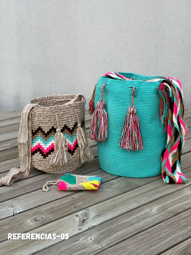 Set ⭐️Mochila Grande + Mochila Mediana + (Monedero de Regalo)🎁