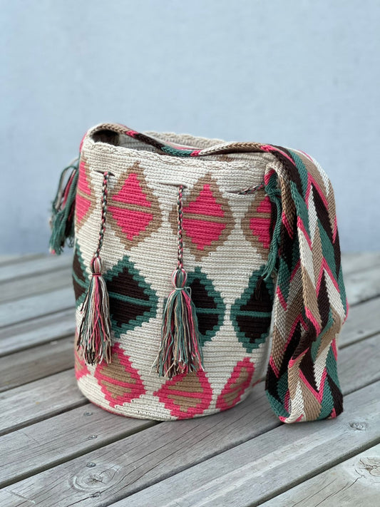 Mochila GRANDE Tonos Guayaba (31x28)