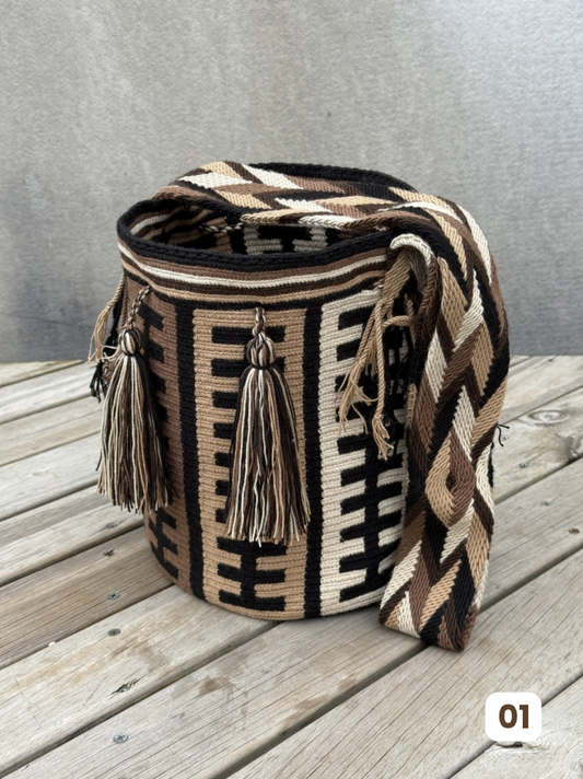 Mochila GRANDE Tonos Tierra🌤️ (31x28)