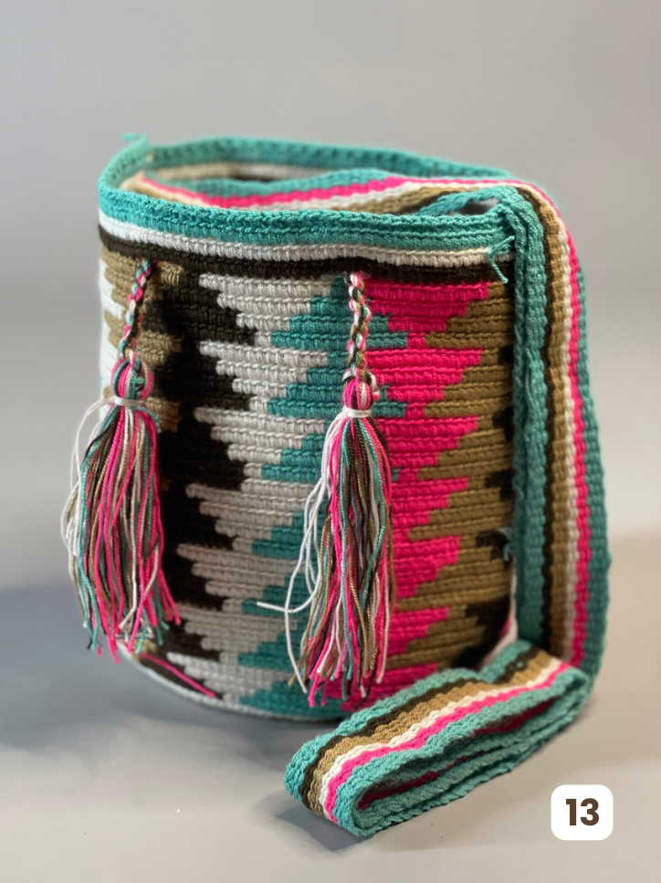 Mochila MEDIANA Tonos Pastel (22x18)⭐️