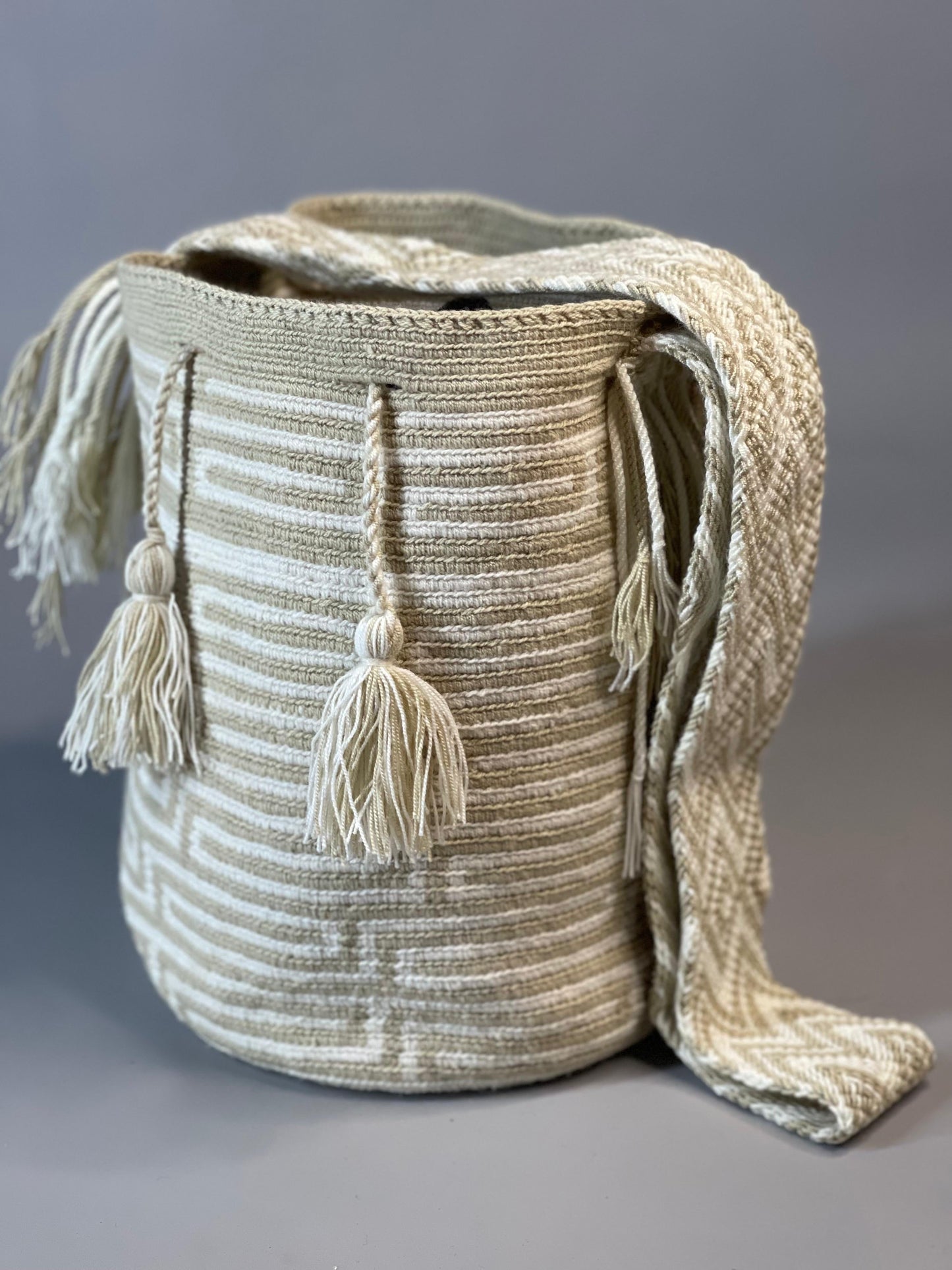 Mochila GRANDE Tonos Tierra🌤️ (31x28)