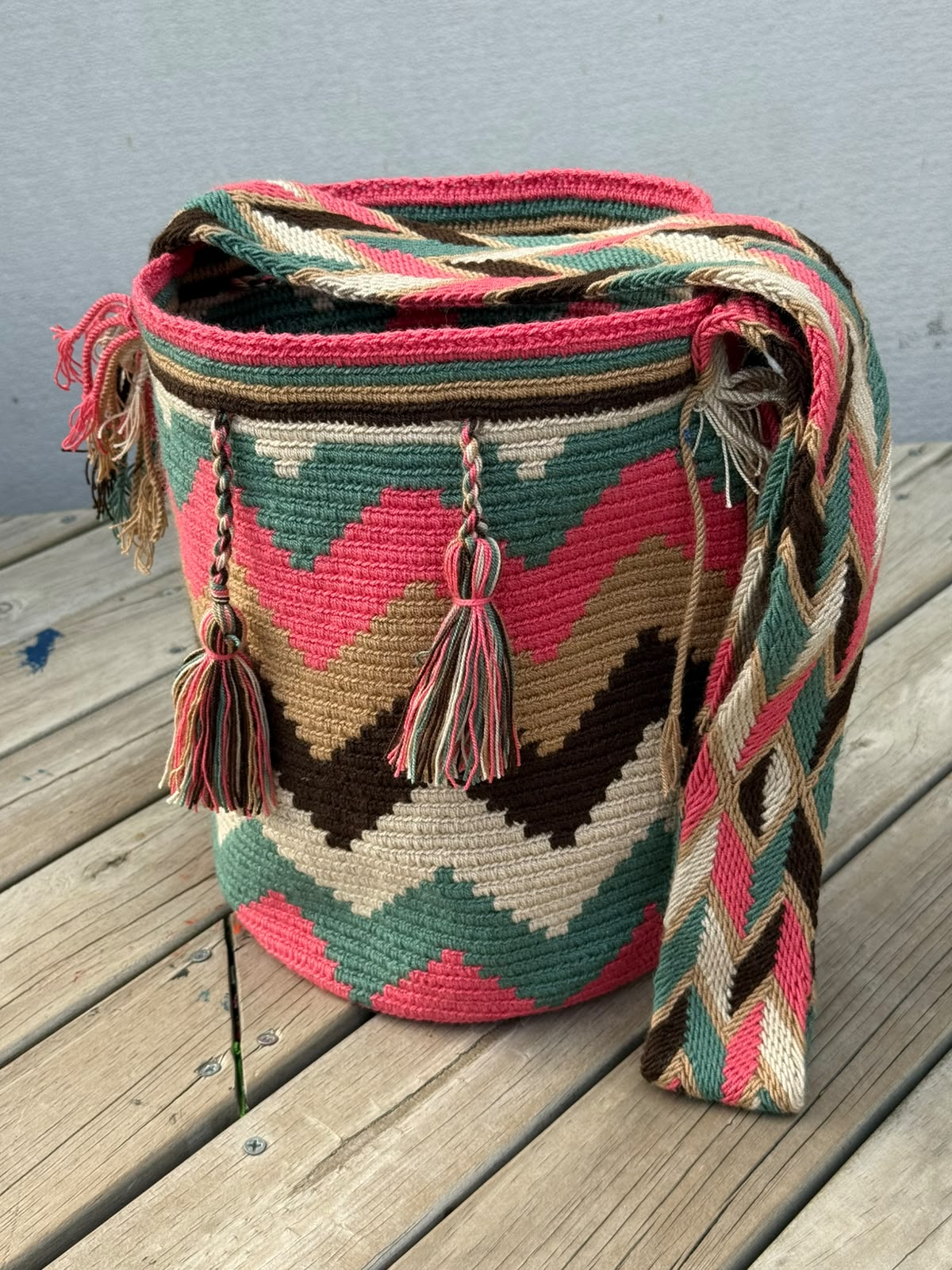 Mochila GRANDE Tonos Guayaba (31x28)