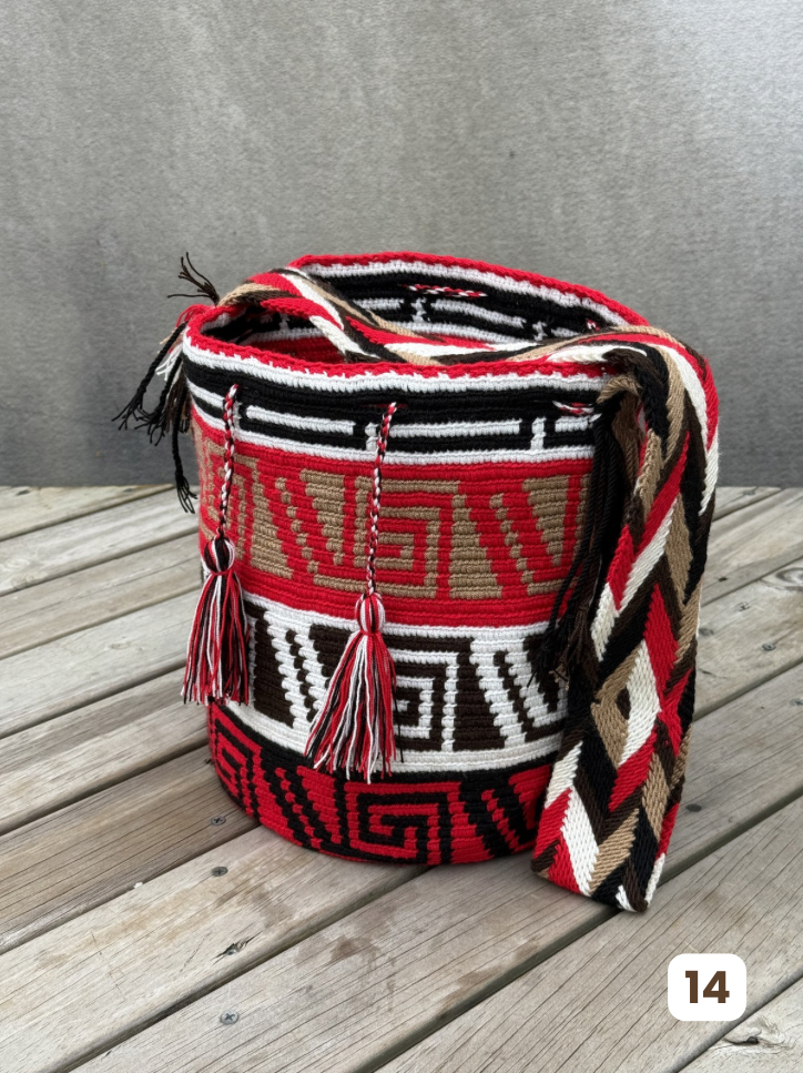Mochila GRANDE Tonos Tierra🌤️ (31x28)