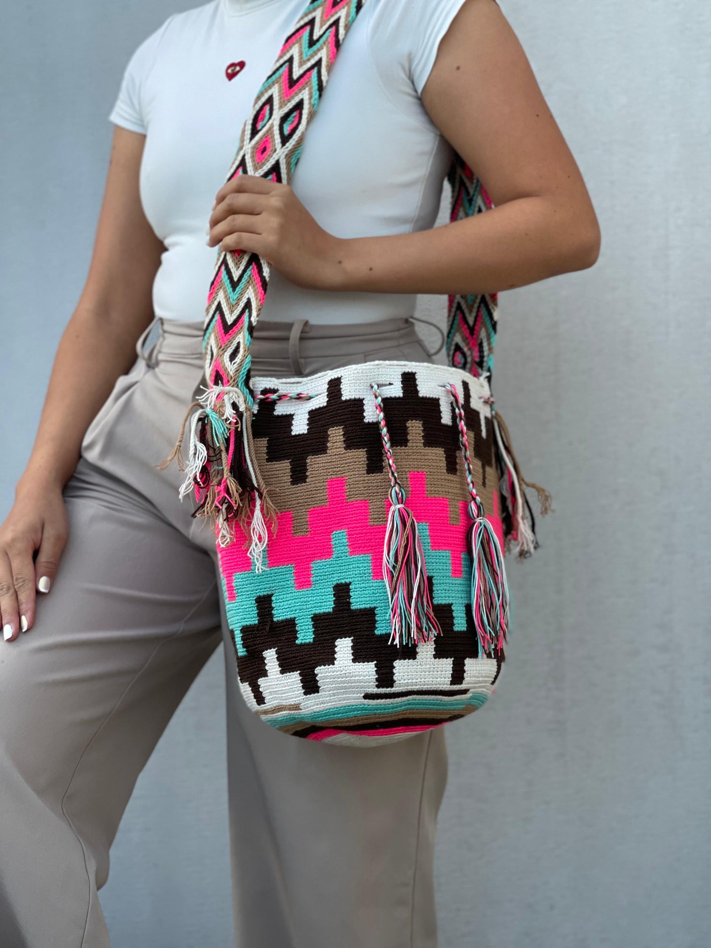 Mochila GRANDE Tonos Rosa🌹💞(31x28)