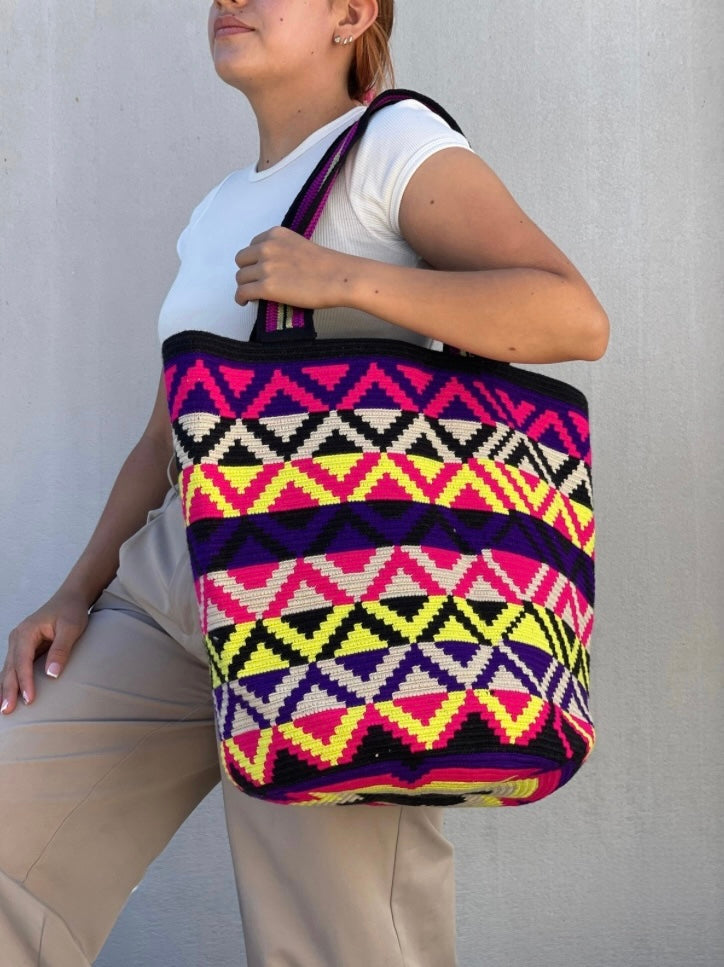 Mochilon Wayuu Edición Limitada (40x34)