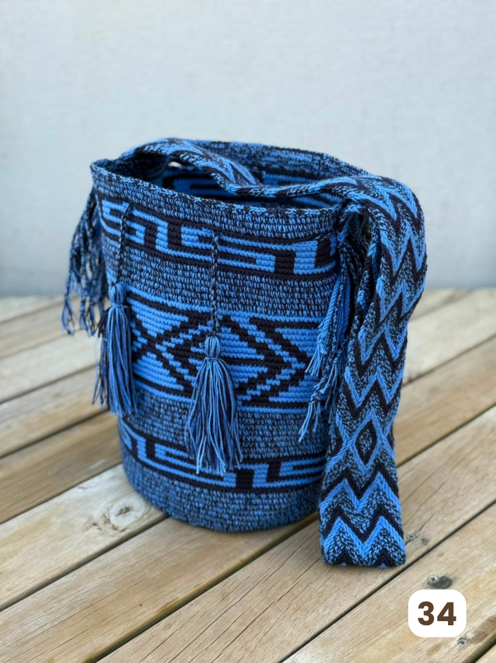 Mochilas GRANDE Diseño Hombre 🔹🩶 (31x28)