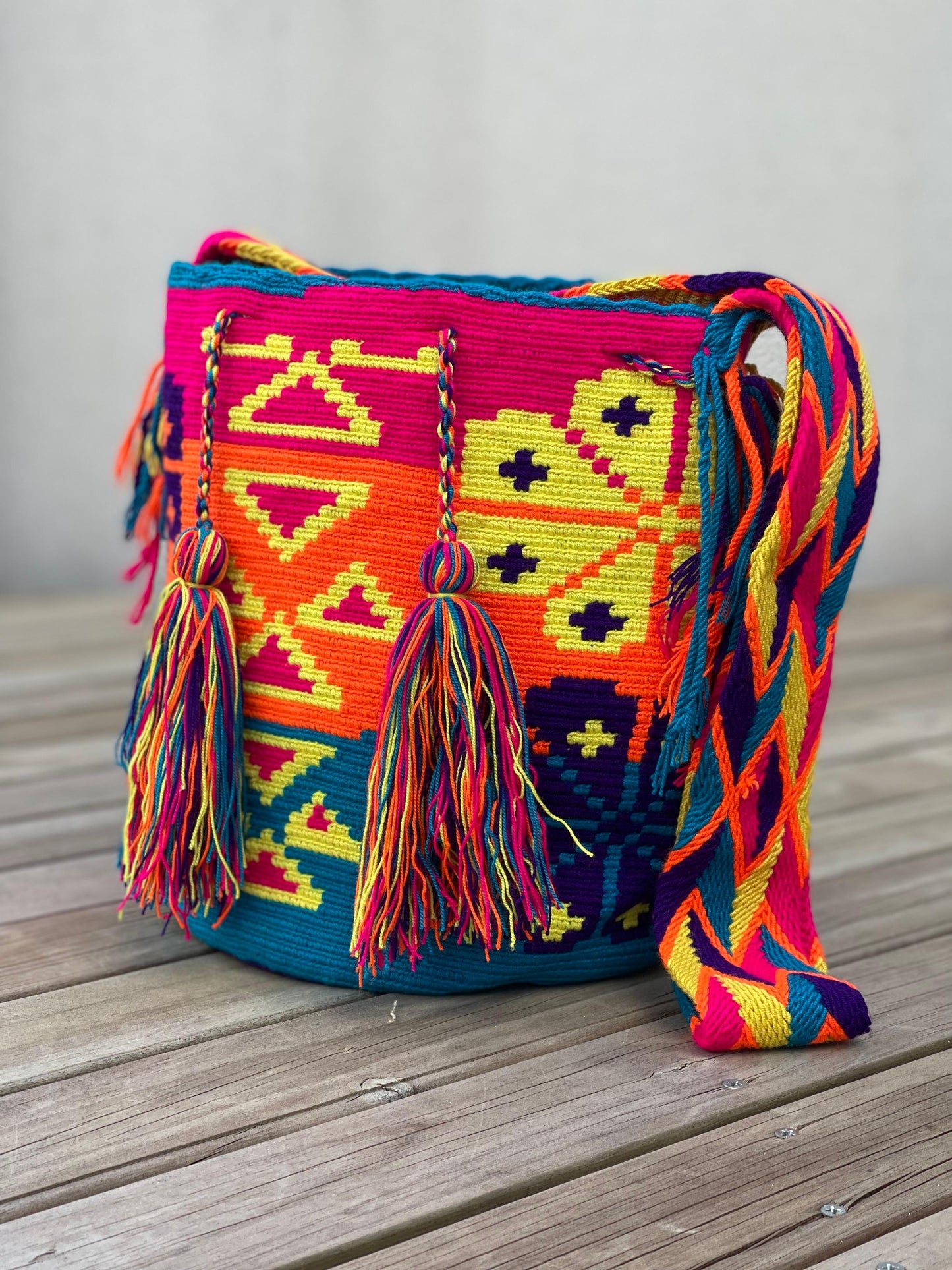 Mochila GRANDE Fiesta Tropical🌴 (31x28)