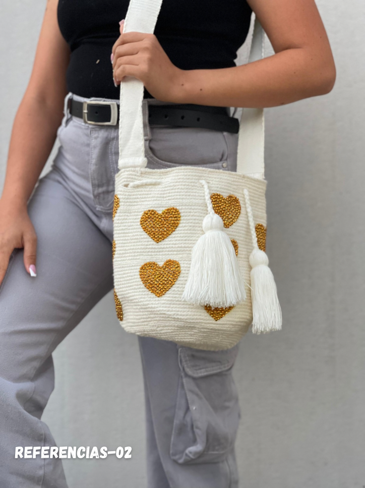 Mochila MEDIANA Perlada💫(22x18)