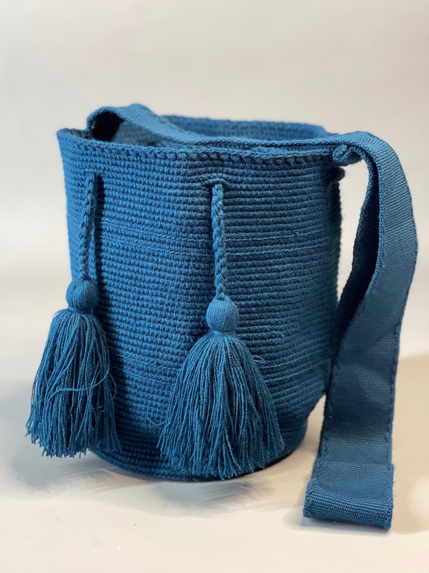 Mochila MEDIANA Unicolor🌟 (21x18)