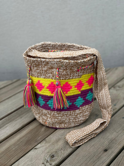 Mochila MEDIANA Tonos Pastel (22x18)⭐️