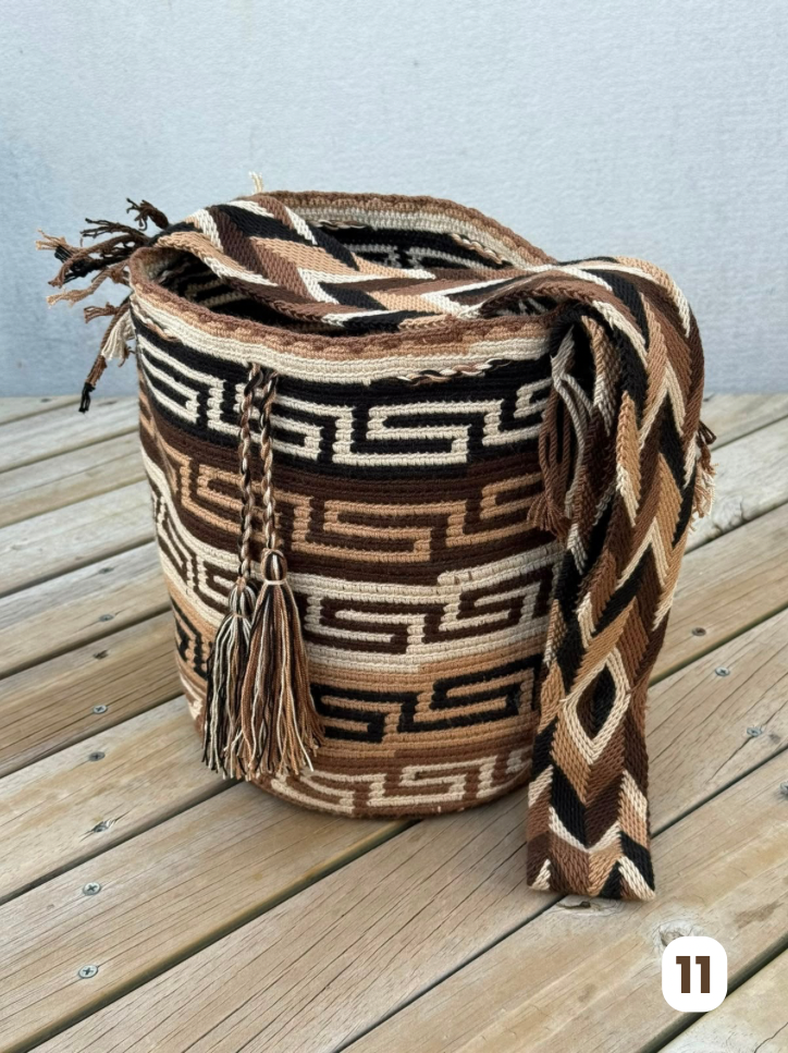 Mochila GRANDE Tonos Tierra🌤️ (31x28)