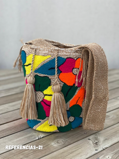 Mochila GRANDE Tapizada (31x28)🦜