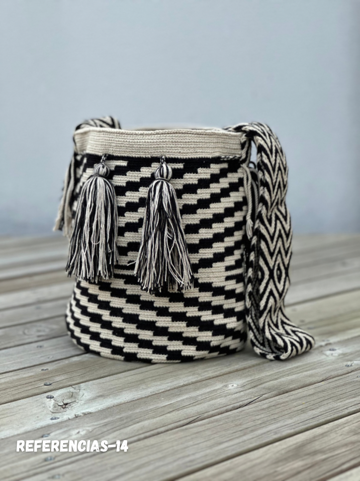 Mochila GRANDE Tonos Tierra🌤️ (31x28)