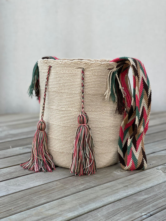Mochila GRANDE Beige⭐️ (31x28)