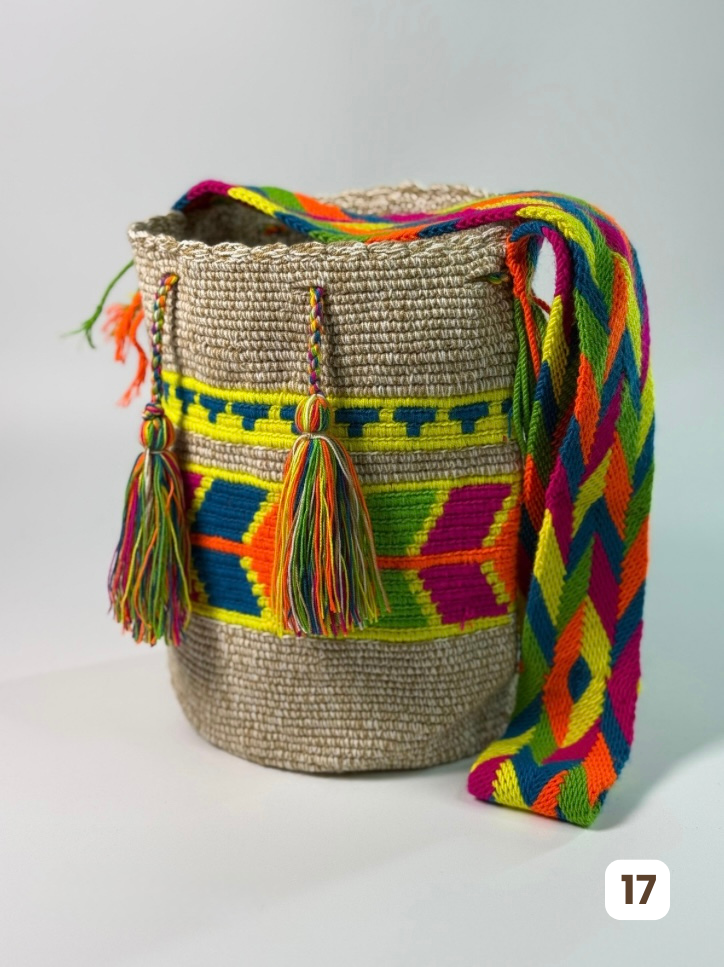 Mochilas GRANDE Matizadas💫 (31x28)