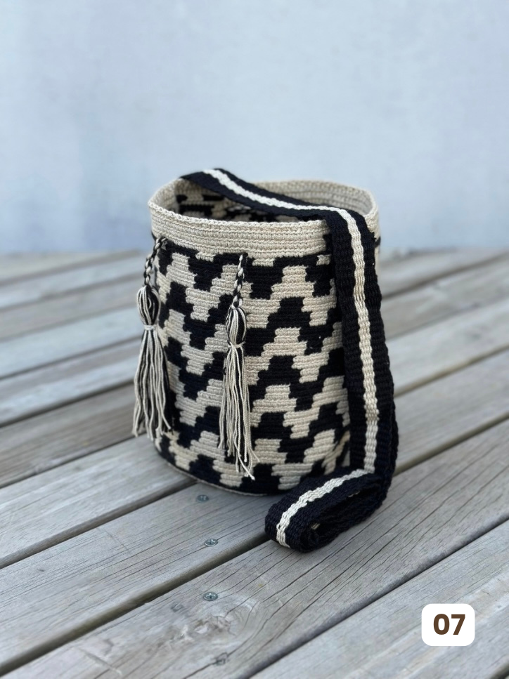 Mochila MEDIANA Exclusiva ⭐️(21x18)