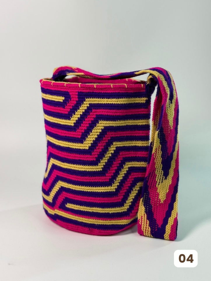 Mochila GRANDE tipo Arhuaca ⭐️🐑(30x28)