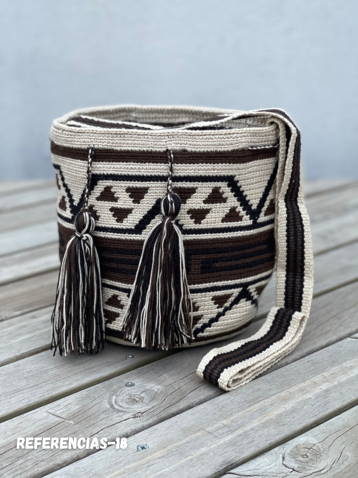 Mochila MEDIANA Exclusiva ⭐️(21x18)