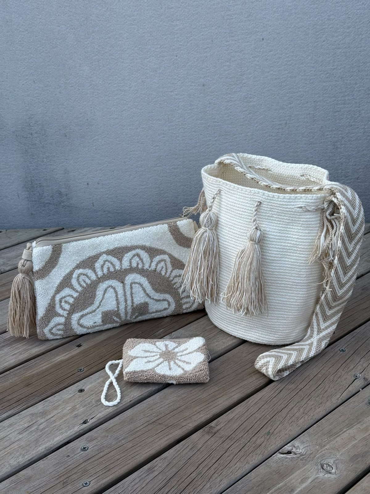 Combos Wayuu: Mochila MEDIANA + Sobre + (MONEDERO GRATIS)